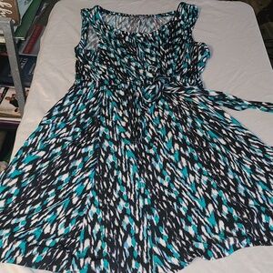 Daisy Fuentes Black and Blue Patterned Midi Dress